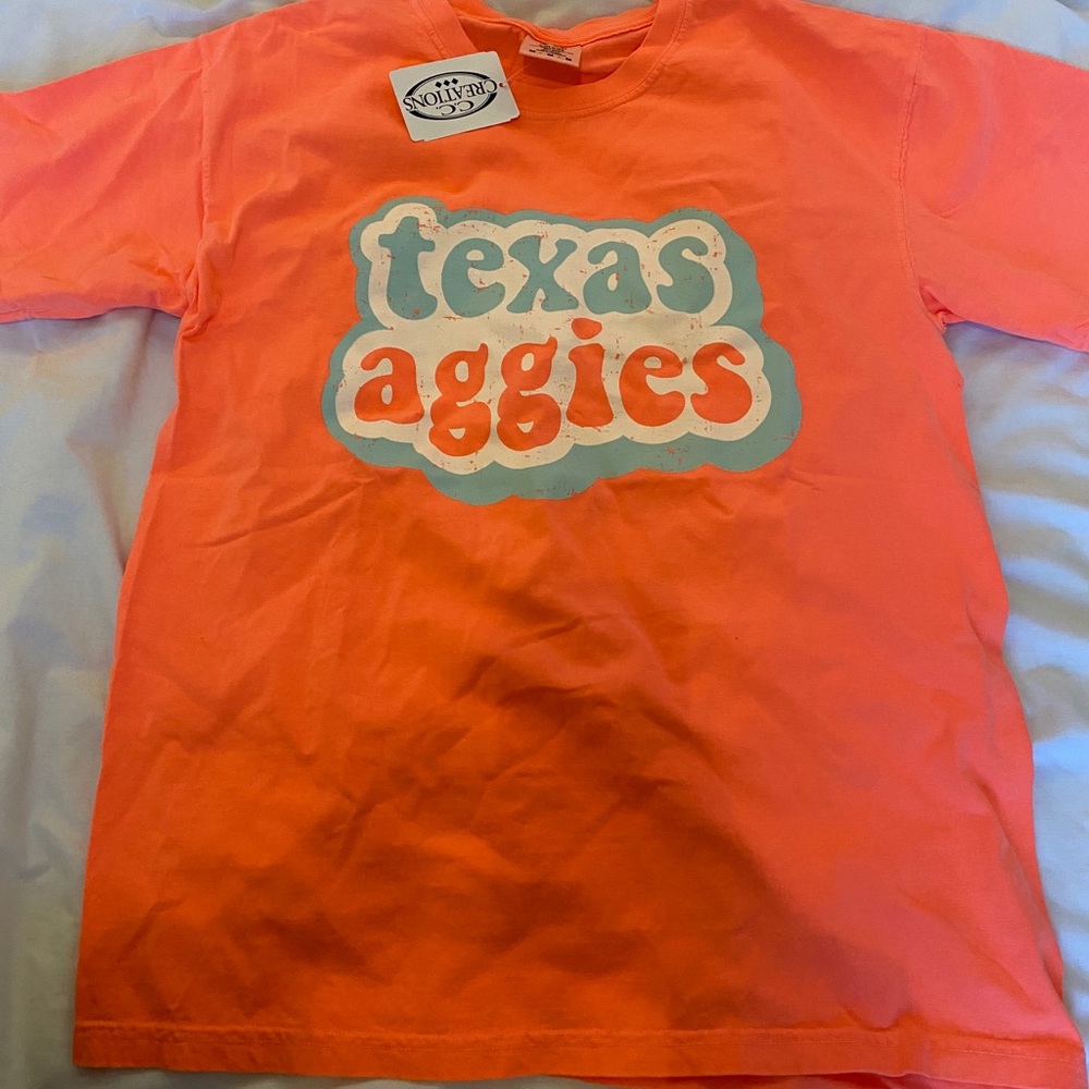 orange texas aggies tshirt (size M)